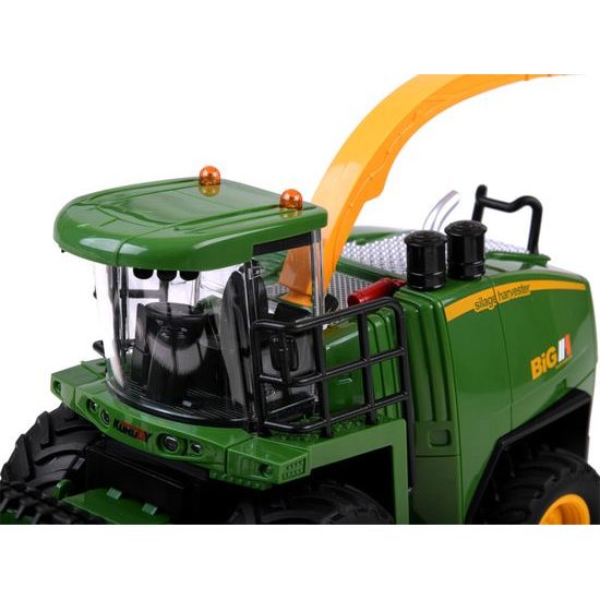 Kombajn na dálkové ovládání Silage Harvester