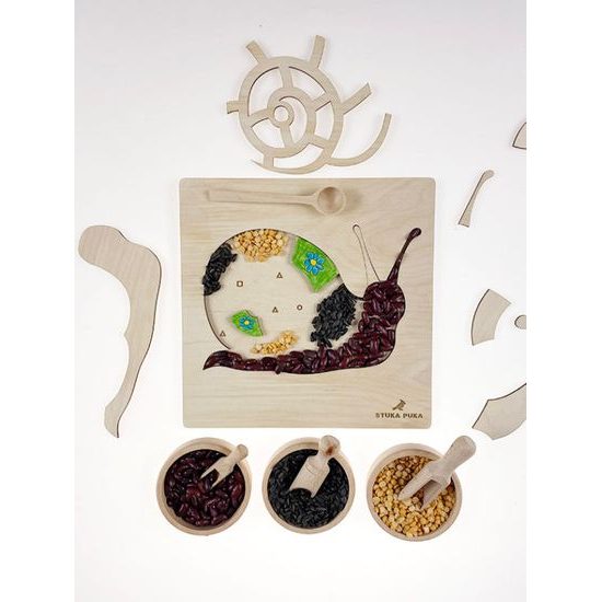Montessori přesypávání - šnek- dřevěné edukativní puzzle