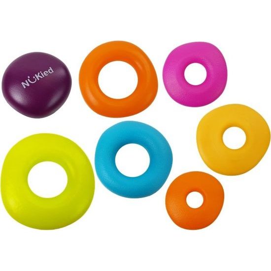 Pyramida z barevných kroužků