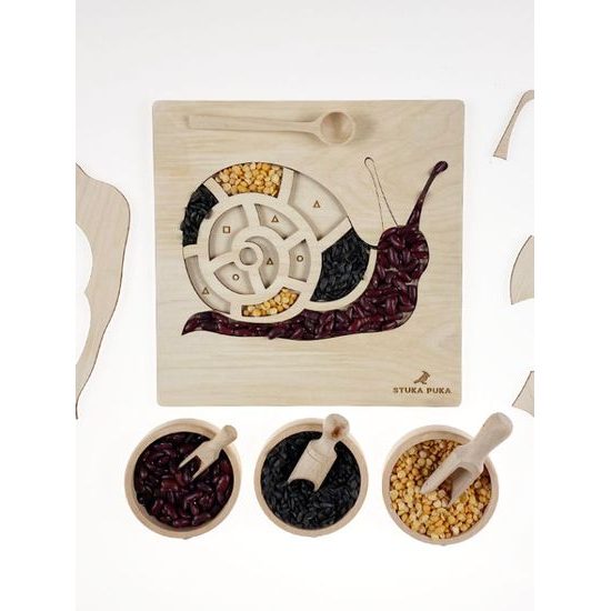 Montessori přesypávání - šnek- dřevěné edukativní puzzle