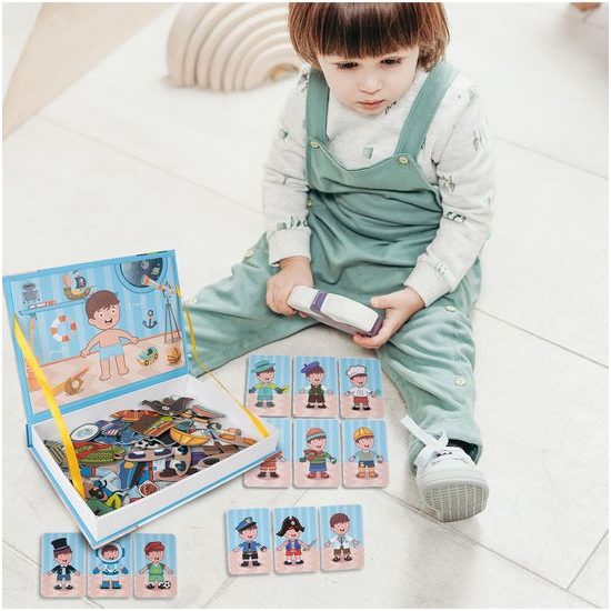 Magnetická ukládačka oblečení pro kluka Color Day