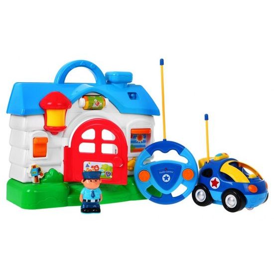 Autíčko na dálkové ovládání pro nejmenší Funny Police s policejní stanicí