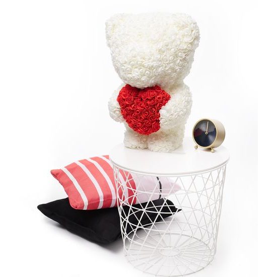 Medvídek z růží bílý s červeným srdcem Rose Bear 60 cm