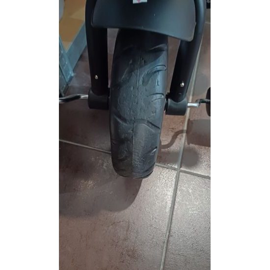 VYZKOUŠENO Dětská tříkolka Tiny Bike s otočným sedadlem 3v1 béžová