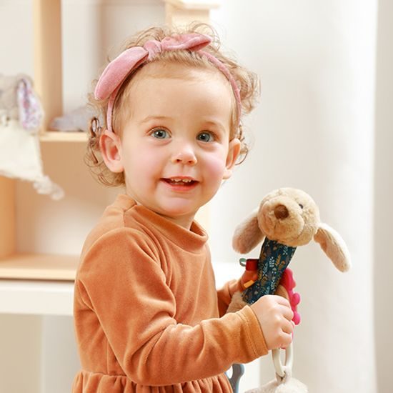 Pejsek Willy pískátko s kousátkem