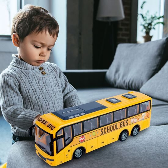 Autobus na dálkové ovládání School Bus 1:30
