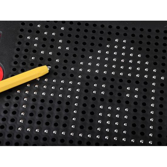 Kreativní tabule s magnetickými kuličkami