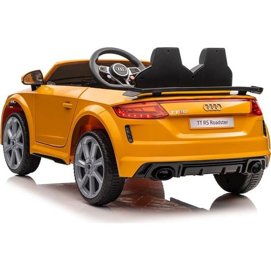 Elektrické auto Audi TTRS žluté