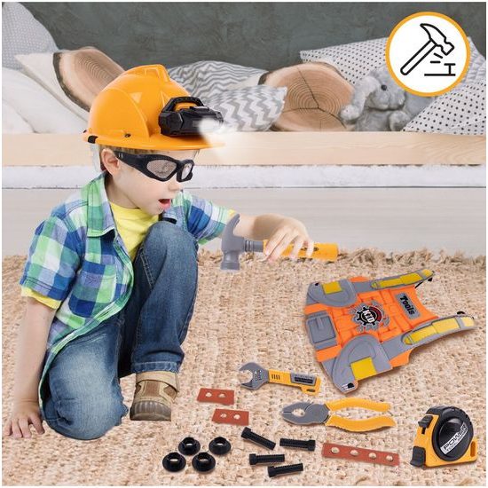 Velká sada dětského nářadí s helmou na baterie a vestou