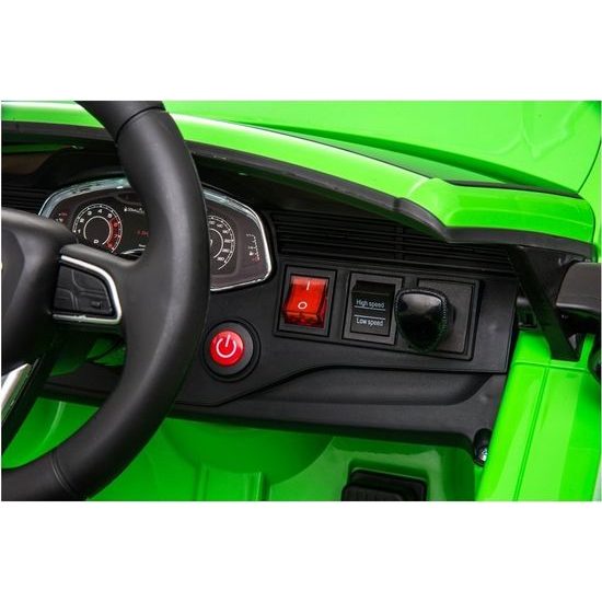 Elektrické auto Audi RS Q8 zelené