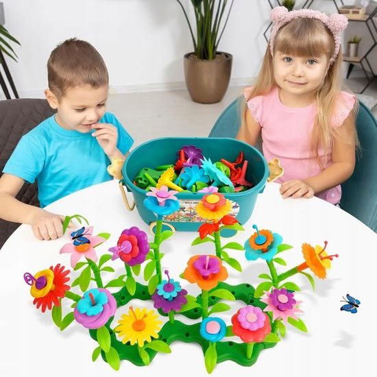 Doris dětská stavebnice zahrádka v kufříku 139 dílků