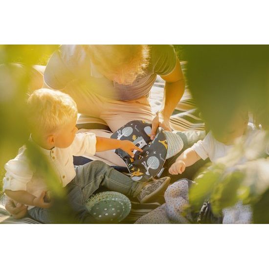 Sensillo Poduška do kočárku velvet zvířátka šedá