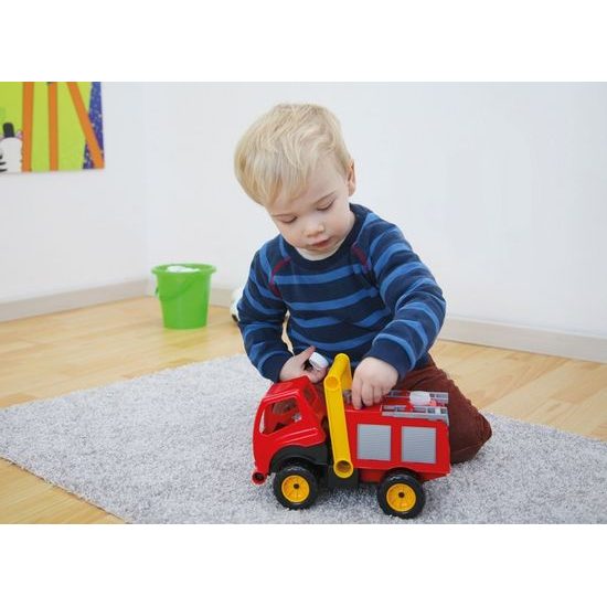 Auto hasiči s figurkou