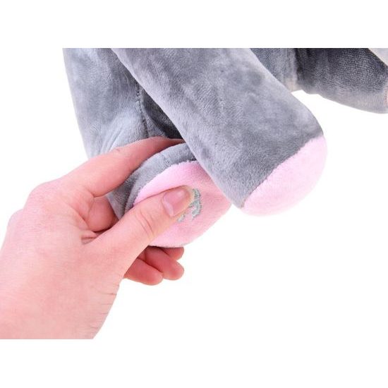 Interaktivní plyšový slon Bodo růžový