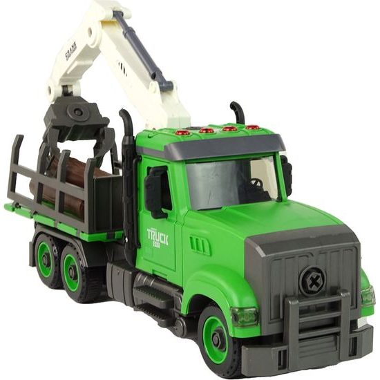 Nákladní automobil na dřevo