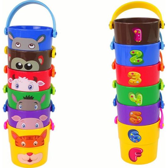 Sada barevných kbelíků se zvířaty do vody