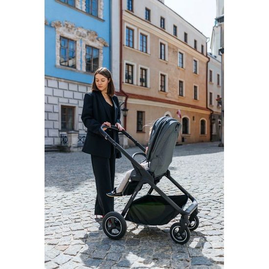 4 BABY Sportovní kočárek EVERSO BLACK