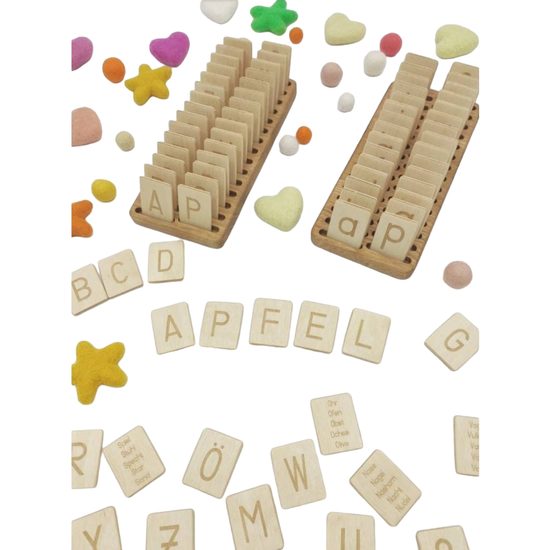 2x dřevěný zásobník se sadami písmen (tiskací - DE)