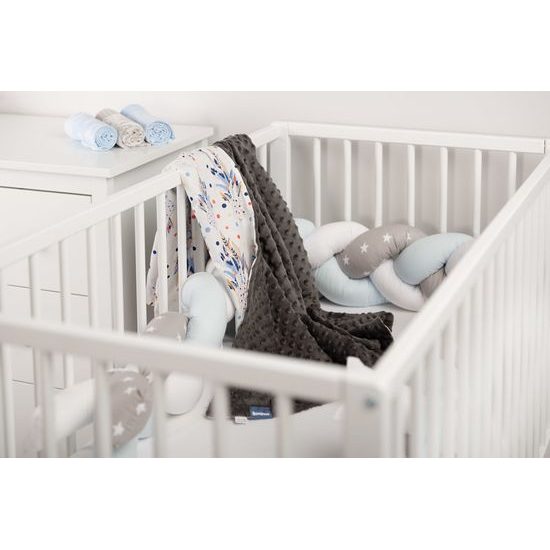 LEHKÁ DEKA MINKY 75 x 100 GRAFITOVÝCH SNÍKŮ