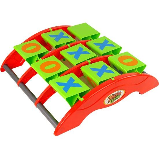 Arkádová hra Házení Tic-Tac-Toe na cíl