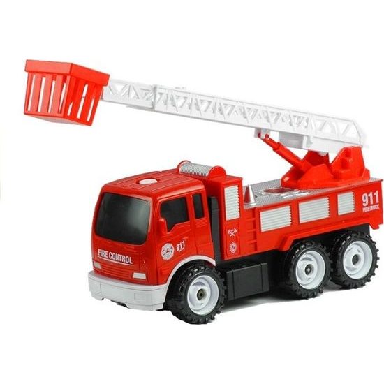 Hasičské auto s nářadím k demontáži