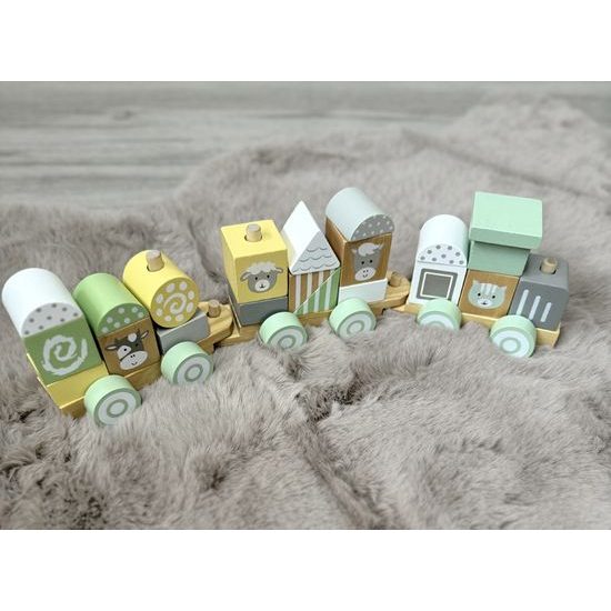 Dřevěná lokomotiva s vagóny a kostkami 22 dílků