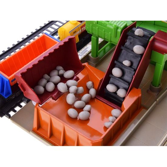 Dětská vláčkodráha na baterie s kamenolomem Construction Train 320 cm