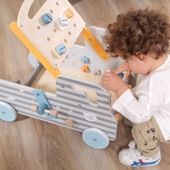 VIGA Výukové chodící auto s nářadím