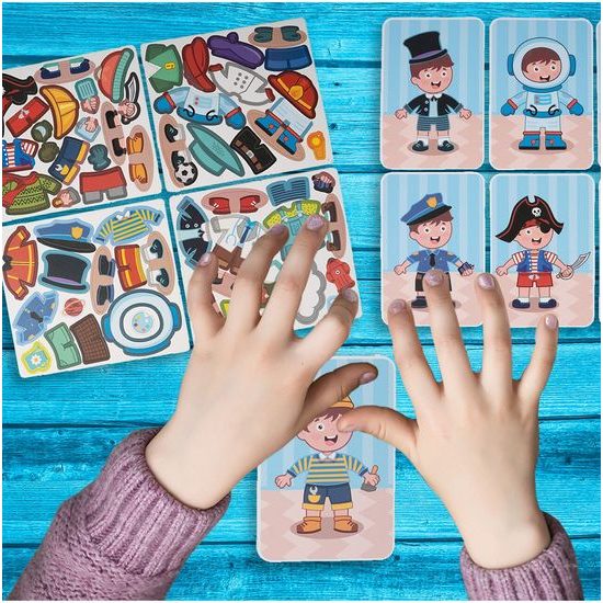 Magnetická ukládačka oblečení pro kluka Color Day