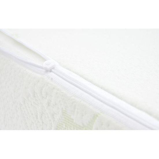 Kojenecký polštář - klín Sensillo bílý Luxe s aloe vera 30x38 cm do kočárku
