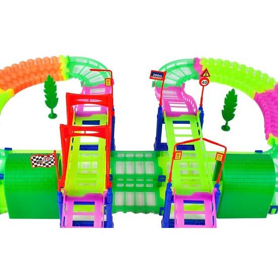 Svítící autodráha s autíčkem na baterie 135 dílků Luminous Rail