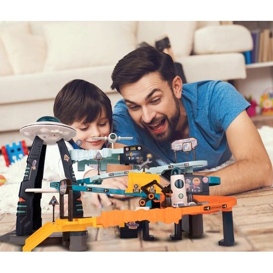 Kosmická stanice s dráhou, světly a zvuky Orbit Base