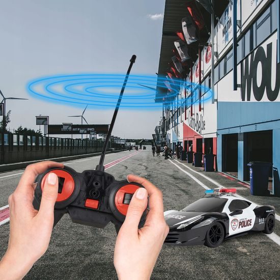 Policejní auto na dálkové ovládání Patrol Wagon 1:16