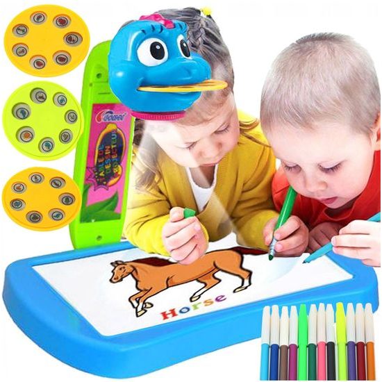 Projektor s kreslící tabulkou a 21 šablonami Dráček