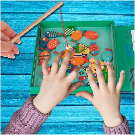 Dřevěné rybičky na lovení na magnet 26 kusů