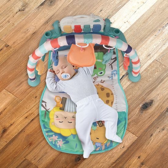 Hrací deka s piankem Medvídek zelená