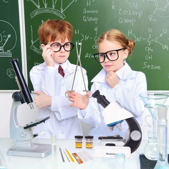 Dětský mikroskop na baterie Little Scientific bílý