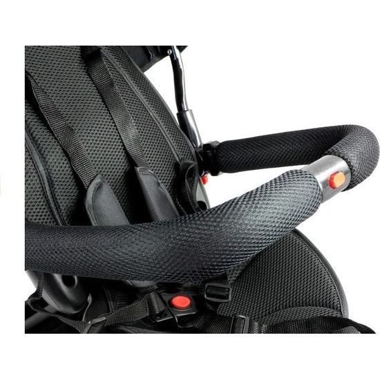 Majlo Toys multifunkční tříkolka s nafukovacími koly PRO500 černá