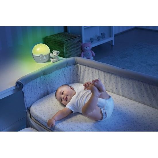 ROZBALENO Chicco projektor s melodií Next 2 Stars Medvídek béžový