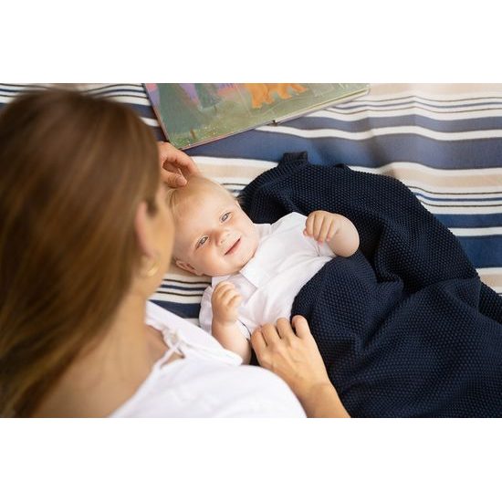 Dětská deka do kočárku pletená 100% bavlna tmavě modrá