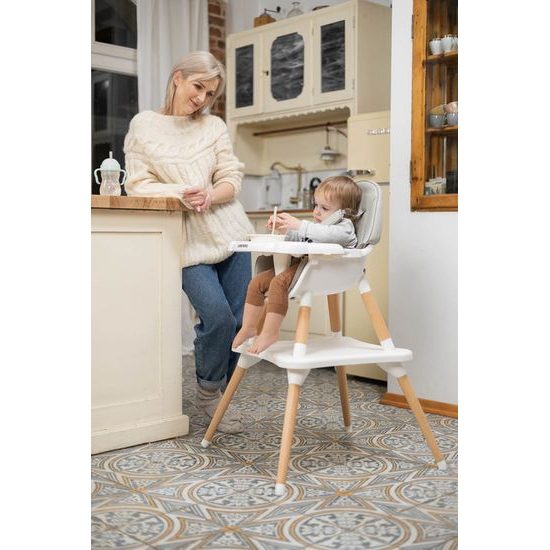 Dětská jídelní židlička Caretero Tuva - růžová