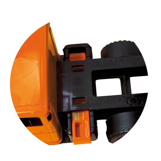 Auto Tatra 148 - oranžová