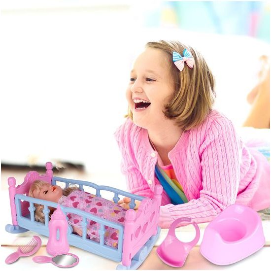 Postýlka pro panenku Play House 37 cm s panenkou a příslušenstvím