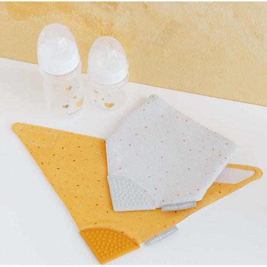 CANPOL babies Slintáček s kousátkem šedý