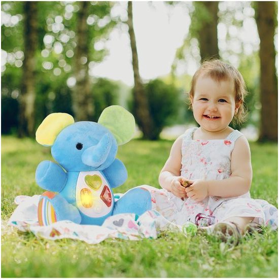 Interaktivní plyšový slon na baterie Little Animal