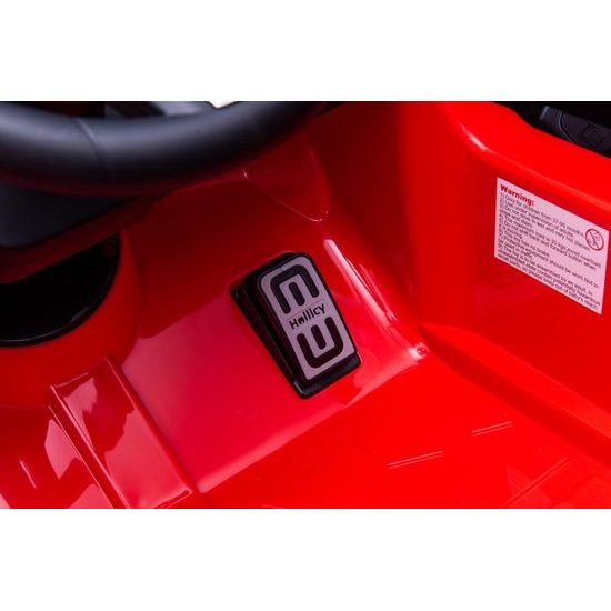 Elektrické auto BMW M5 s platformou, červené