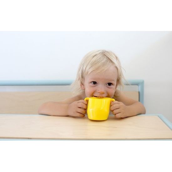 Dětský anatomický hrníček Doidy cup fuchsiová