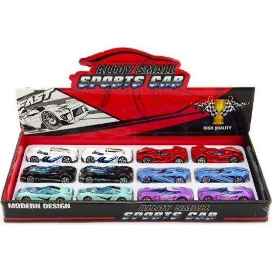 Kovové auto - mix druhů