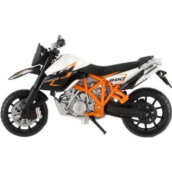 Motorka Bburago - mix druhů