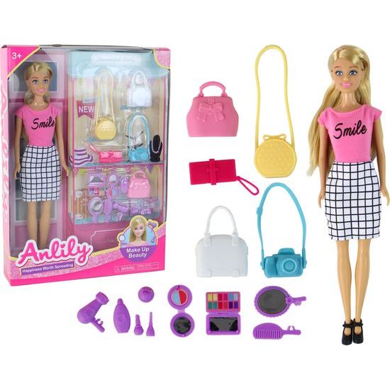 Panenka Anlily s doplňky